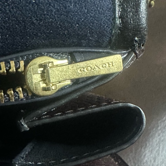 Coach Pink and Blue Crossbody Bag with Gold Chain - Picture 6 of 11